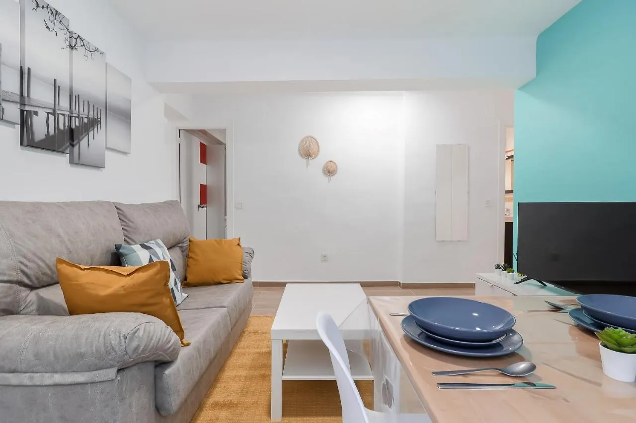 C29 Beutiful & Shiny 4 Bdrm Apartment Malaga
