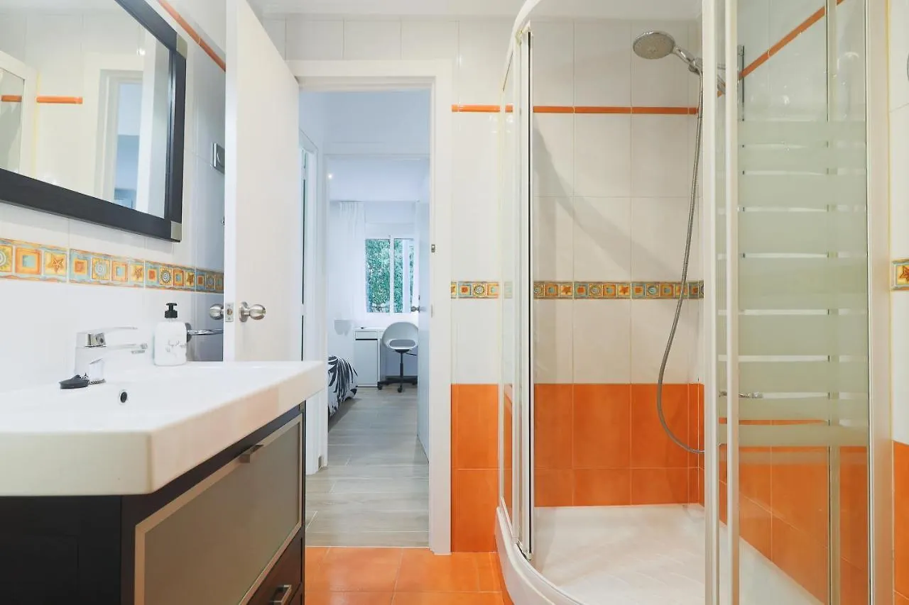 C29 Beutiful & Shiny 4 Bdrm Apartment Malaga