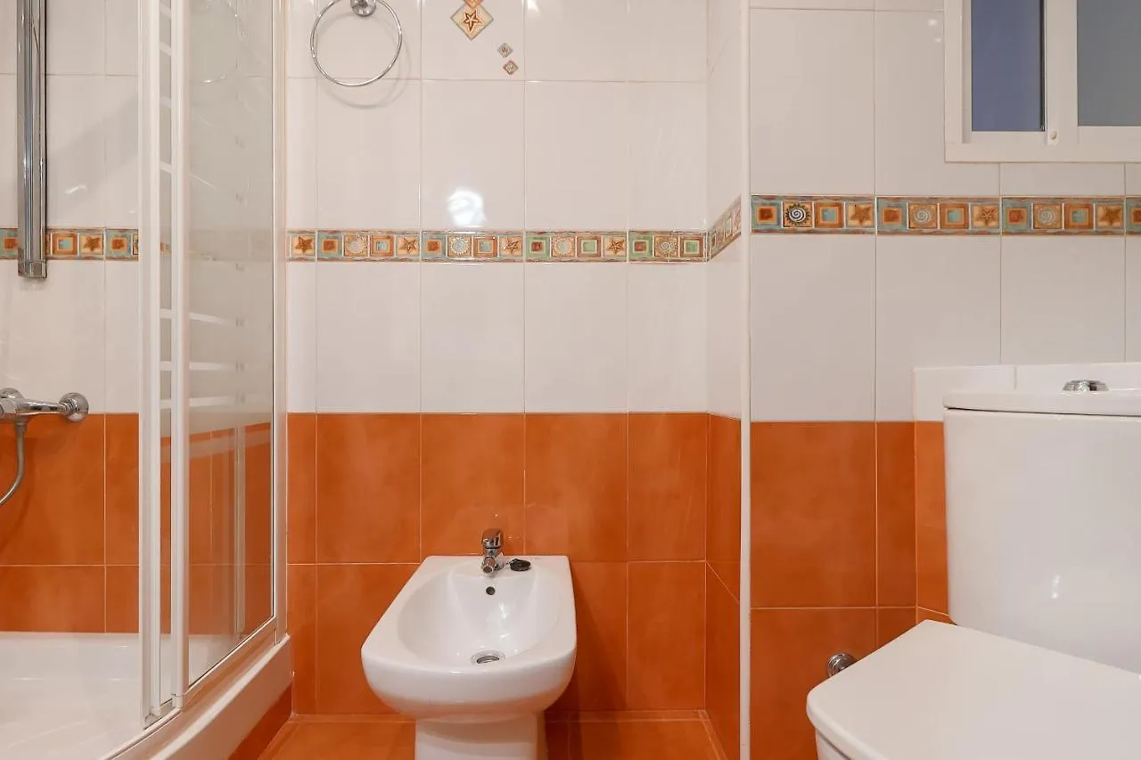 C29 Beutiful & Shiny 4 Bdrm Apartment Malaga Spain