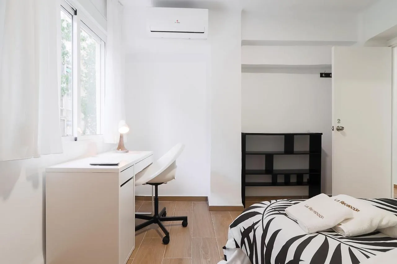 C29 Beutiful & Shiny 4 Bdrm Apartment Malaga 0*,