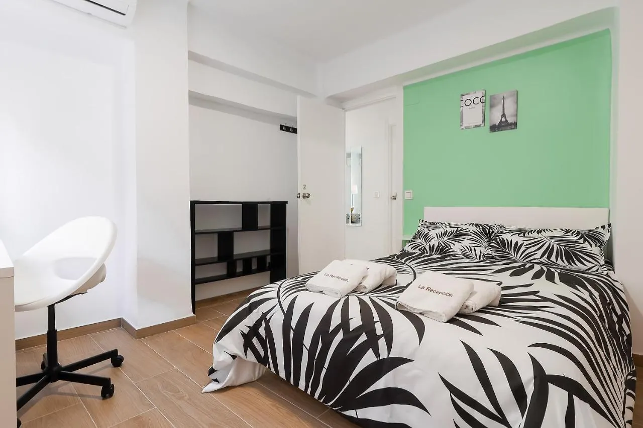 C29 Beutiful & Shiny 4 Bdrm Apartment Malaga Spain
