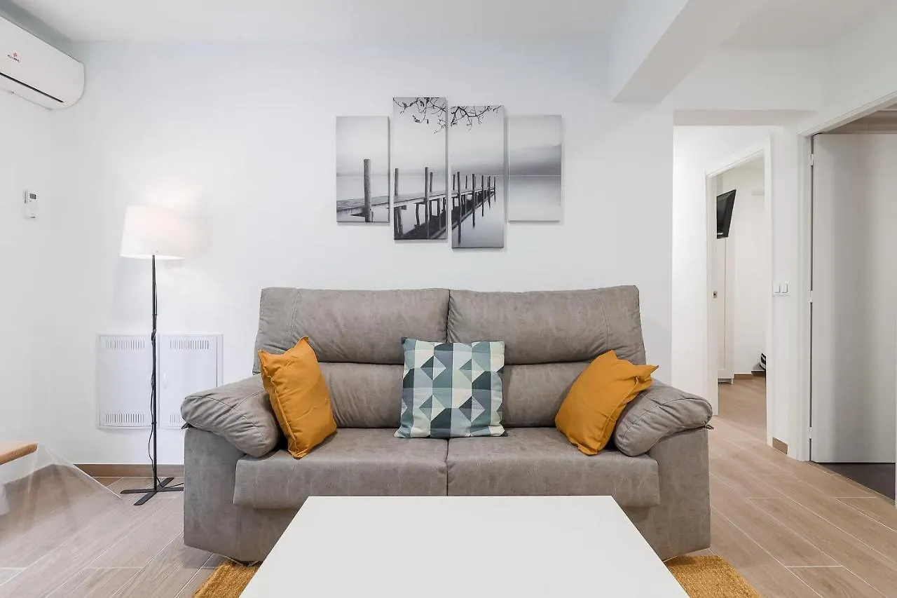 C29 Beutiful & Shiny 4 Bdrm Apartment Malaga 0*,  Spain