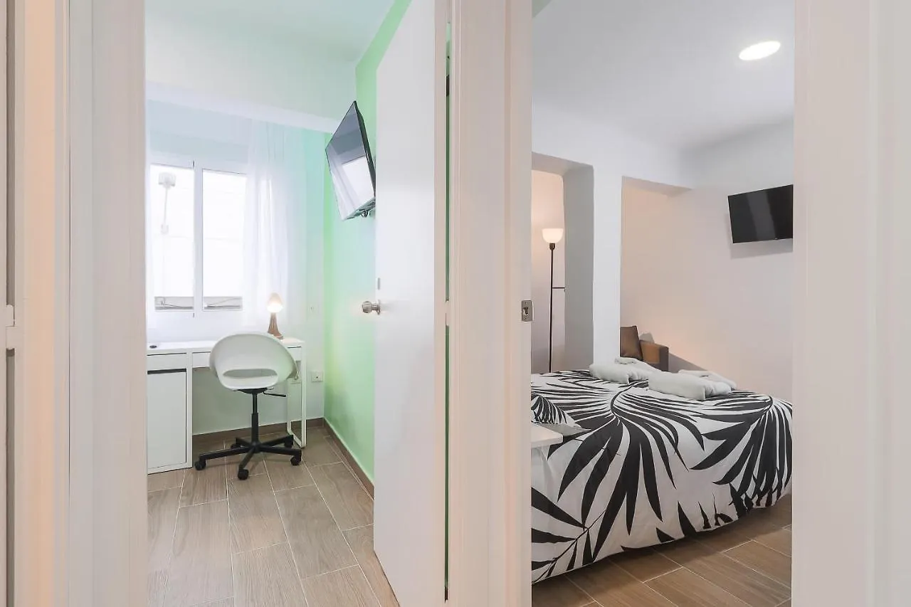 C29 Beutiful & Shiny 4 Bdrm Apartment Malaga