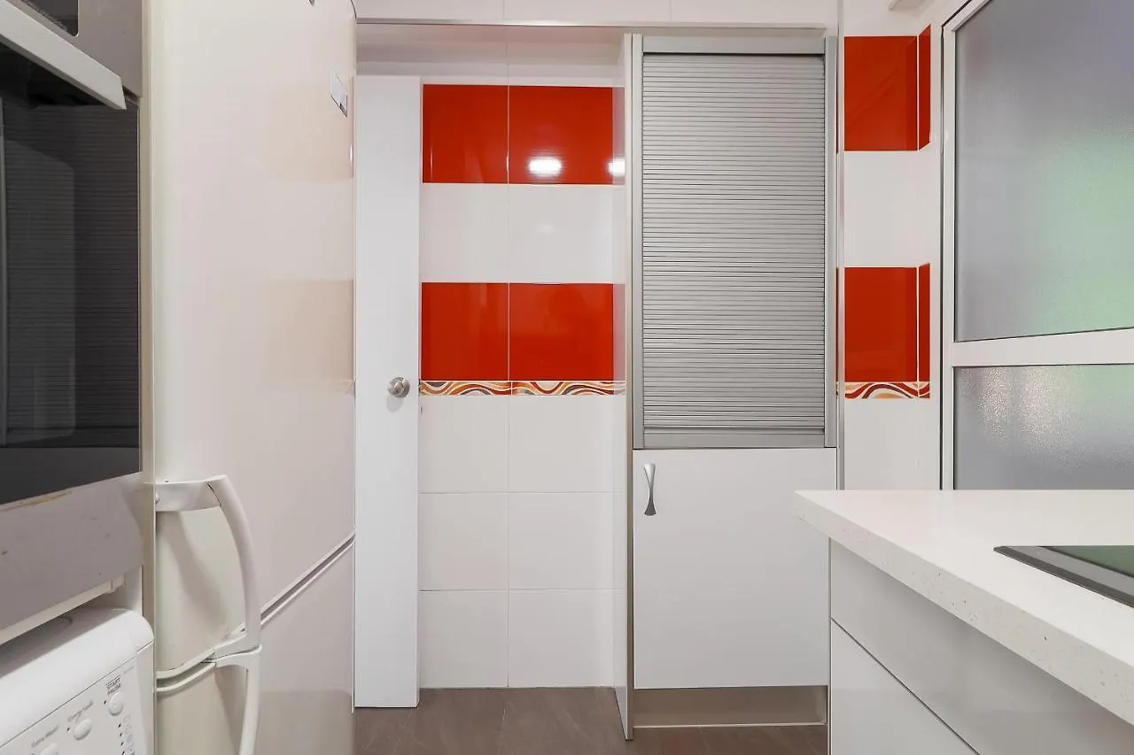 C29 Beutiful & Shiny 4 Bdrm Apartment Malaga